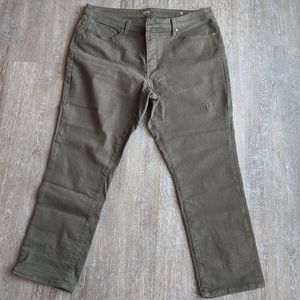 a.n.a. Skinny Ankle Jeans